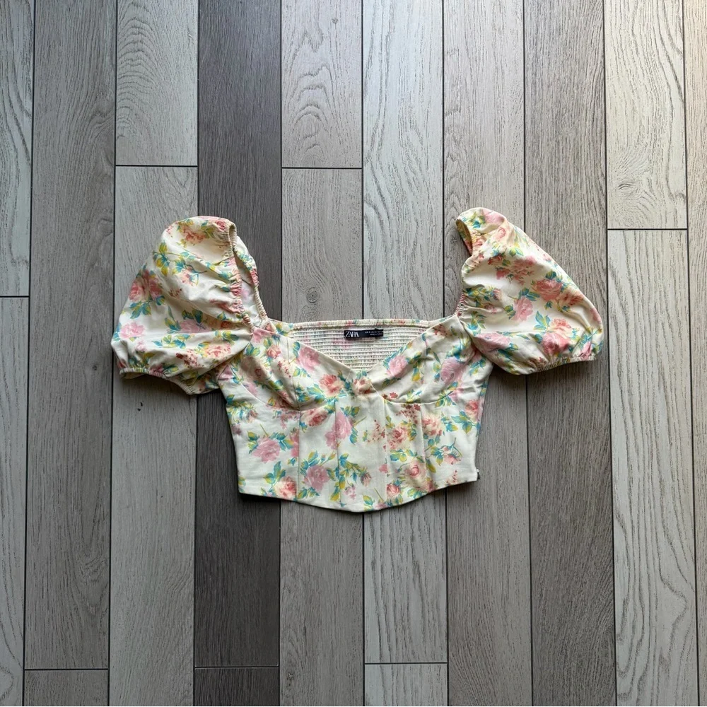 ZARA floral print corset-style top with puff sleeves S